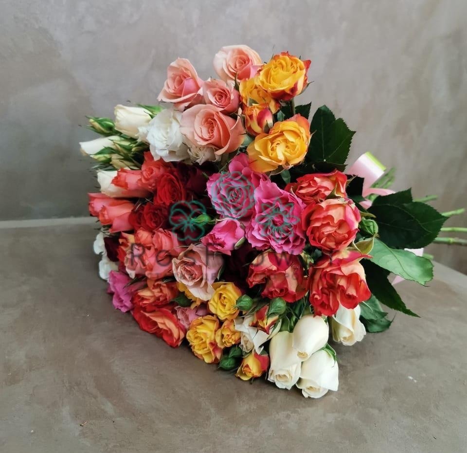 Букет цветов из: Розы в Советском Республики Крым