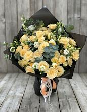 Букет цветов из:  Розы и Лизиантусы #REPLACE_PRED# Советском Республики Крым