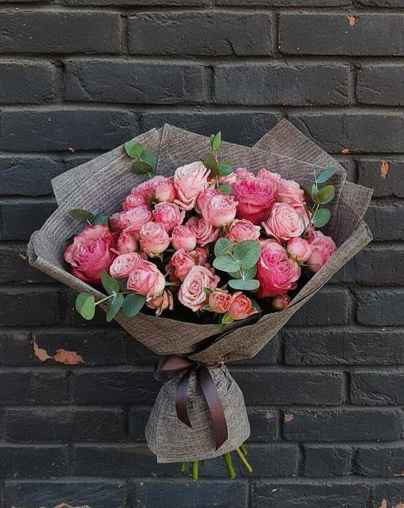 Букет цветов из: Розы в Советском Республики Крым