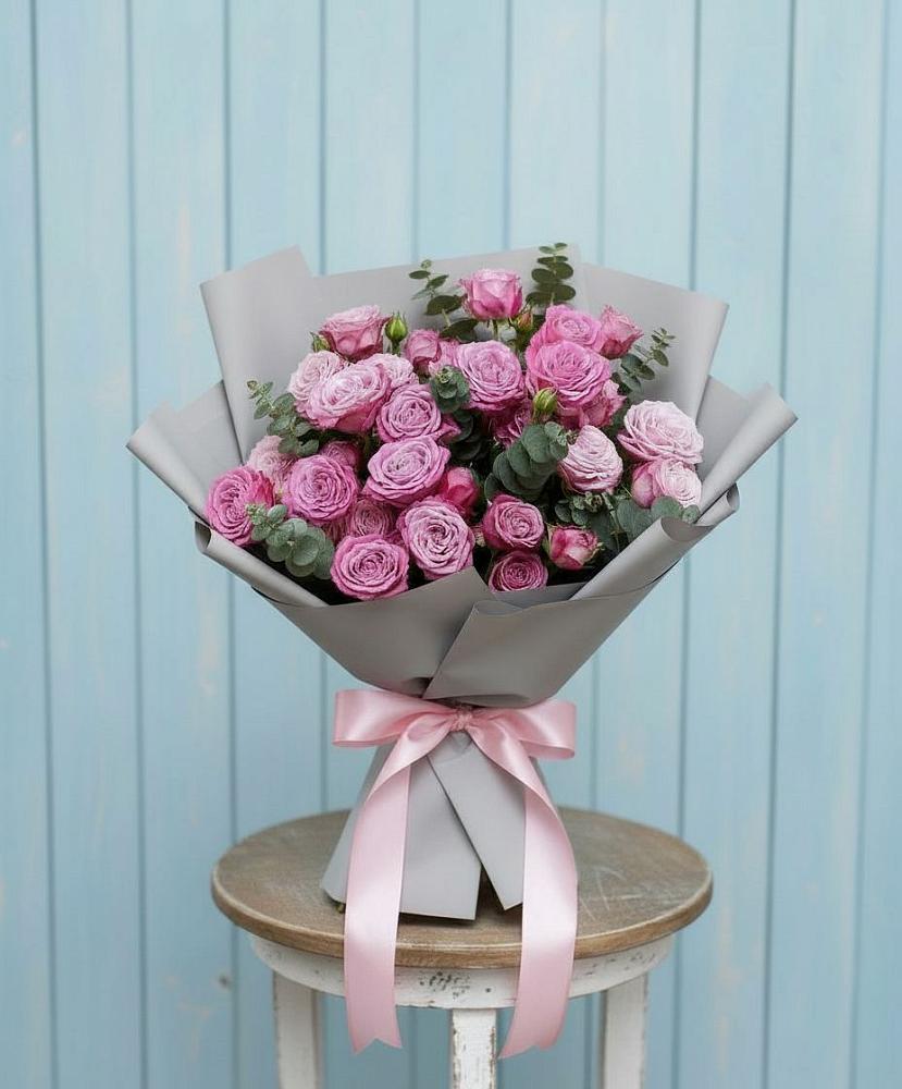 Букет цветов из: Розы в Советском Республики Крым