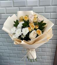 Букет цветов из:  Розы и Хризантемы в Советском Республики Крым