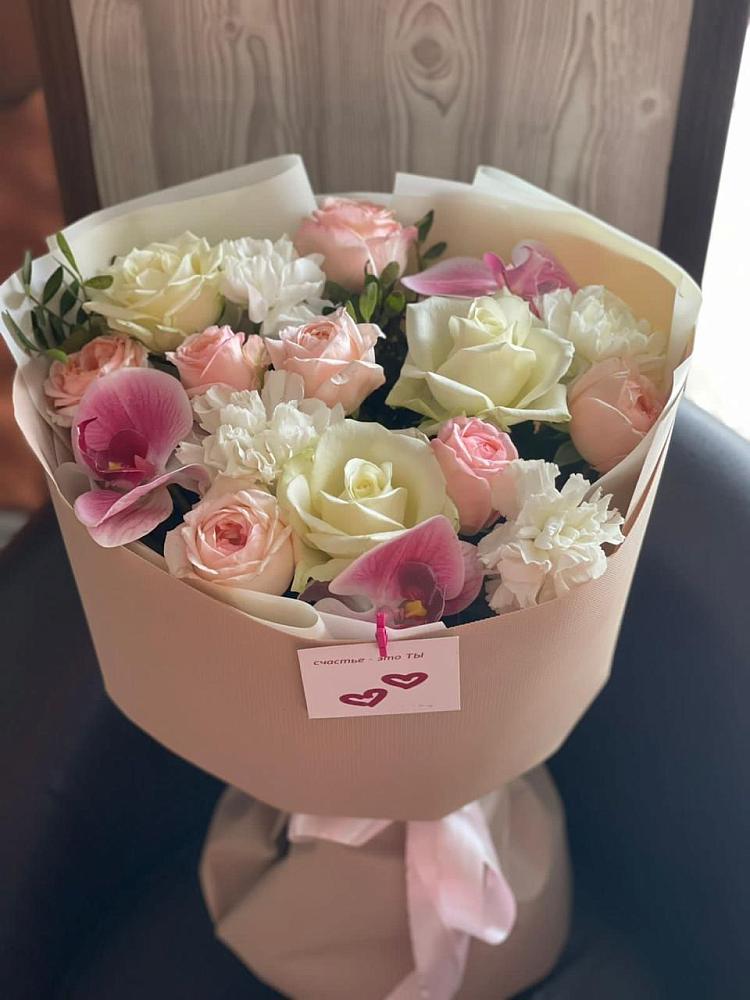 Букет цветов из: Орхидеи, Розы и Гвоздики в Советском Республики Крым