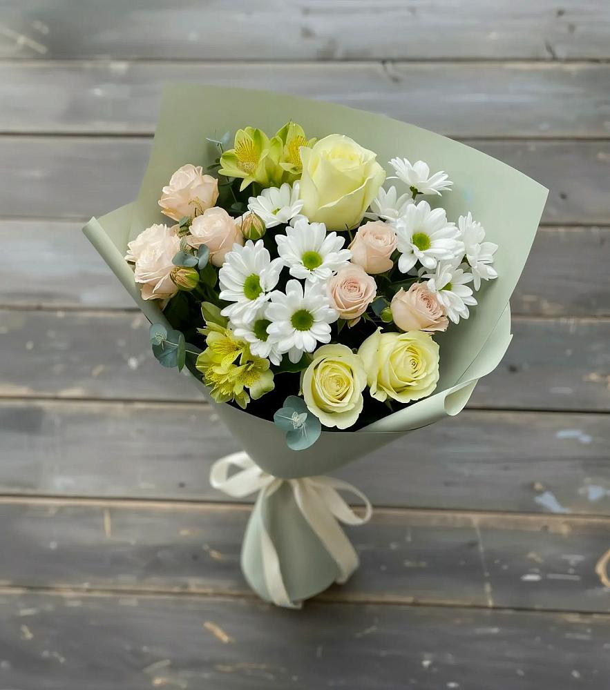 Букет цветов из: Альстромерии, Розы и Хризантемы в Советском Республики Крым