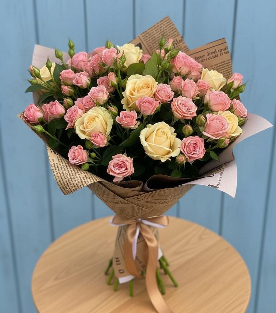 Букет цветов из: Розы в Советском Республики Крым