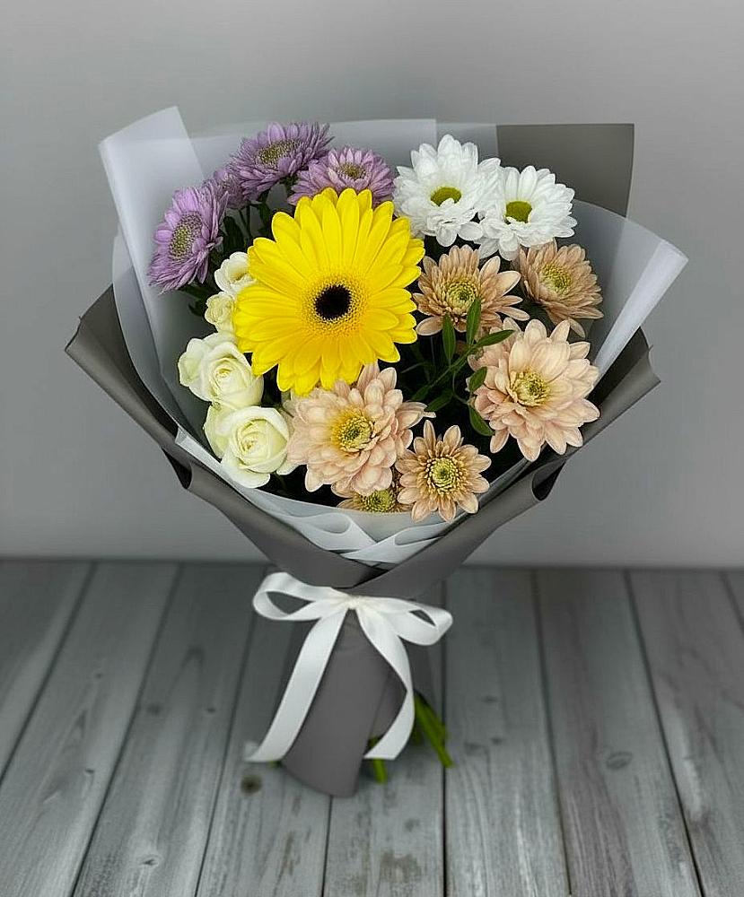 Букет цветов из: Розы, Герберы и Хризантемы в Советском Республики Крым