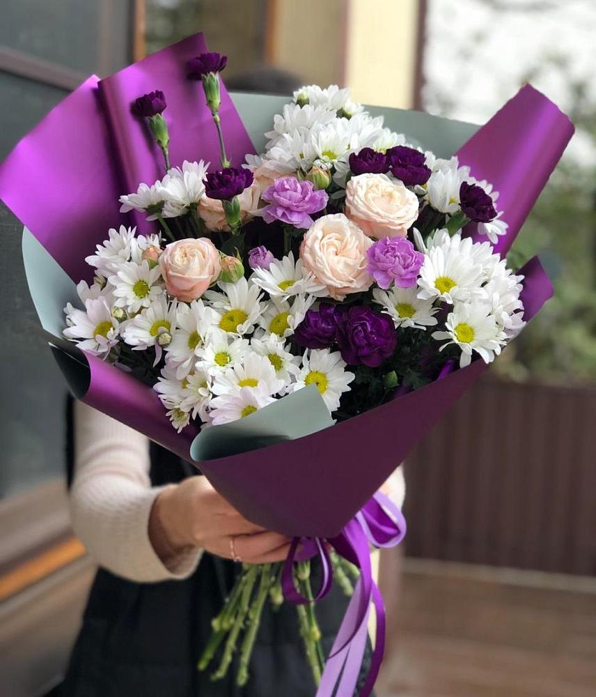 Букет цветов из: Хризантемы, Гвоздики и Розы в Советском Республики Крым