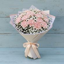 Букет цветов из:  Гвоздики в Советском Республики Крым