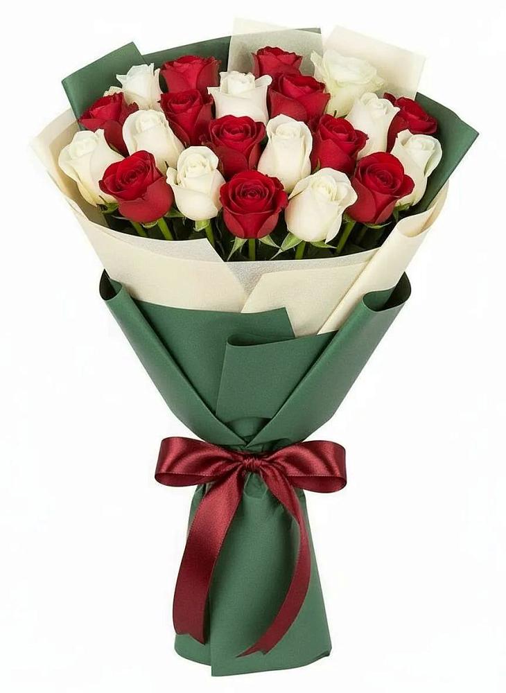 Букет Микс из красных и белых роз в Советском Республики Крым