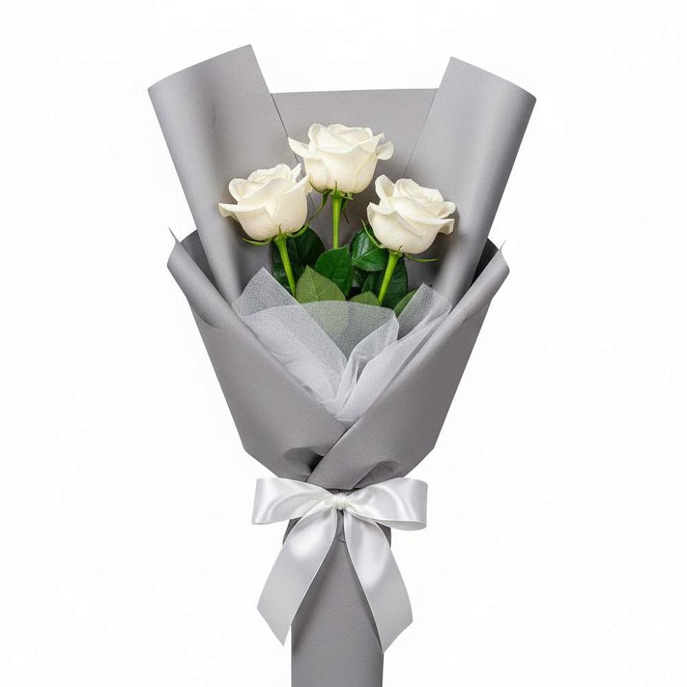 Букет 3 белые розы в Советском Республики Крым