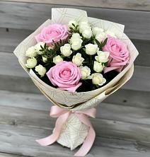 Букет цветов из:  Розы в Советском Республики Крым