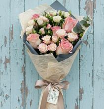 Букет цветов из:  Розы в Советском Республики Крым