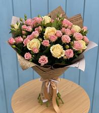 Букет цветов из:  Розы в Советском Республики Крым