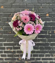 Букет цветов из:  Герберы и Хризантемы в Советском Республики Крым