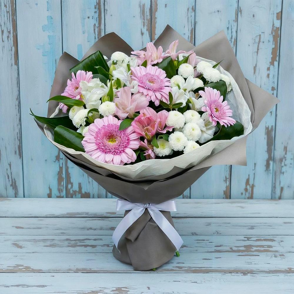 Букет цветов из: Герберы, Альстромерии и Хризантемы в Советском Республики Крым