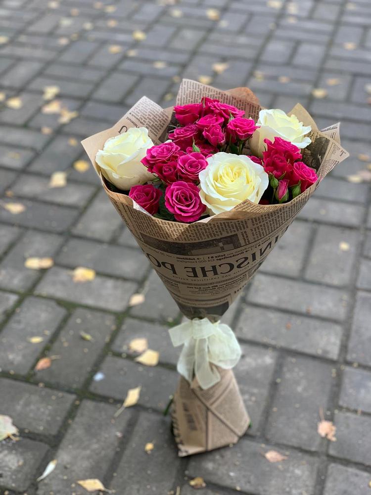 Букет цветов из: Розы в Советском Республики Крым