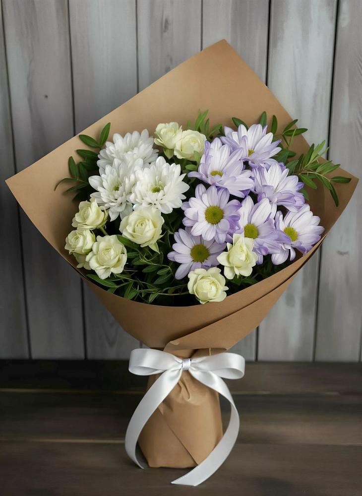 Букет цветов из: Хризантемы и Розы в Советском Республики Крым
